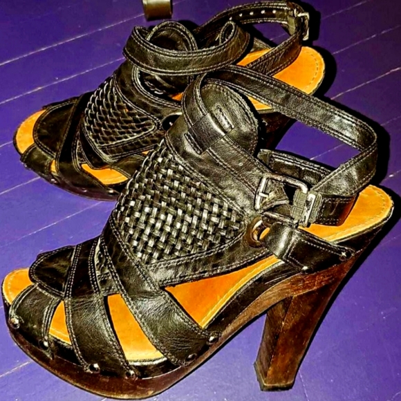 Gorgeous, Sexy, Quality Aldo made in Brazil Sexy Heel Shoes! 🤩💖😁 - Picture 1 of 3